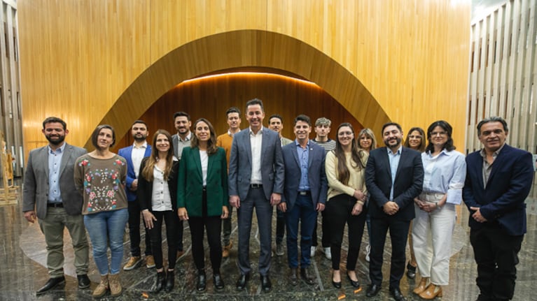 El vicegobernador Manuel Calvo y legisladores se reunieron con empresarios que integran la Mesa Córdoba Joven Productiva.
