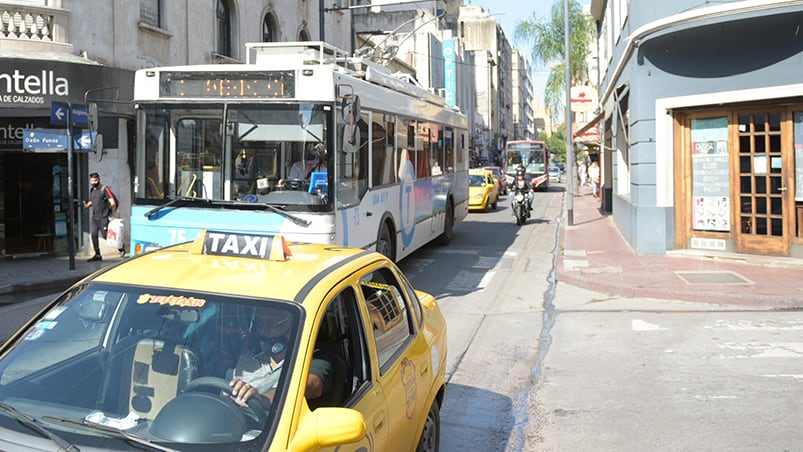 El viceintendente destacó las herramientas incorporadas en el transporte de la ciudad.