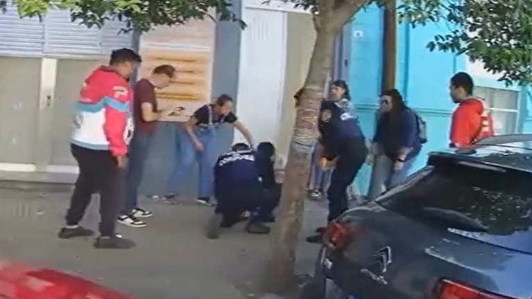 El video del heroico rescate a un nene de 2 años que se ahogó con pan en una guardería