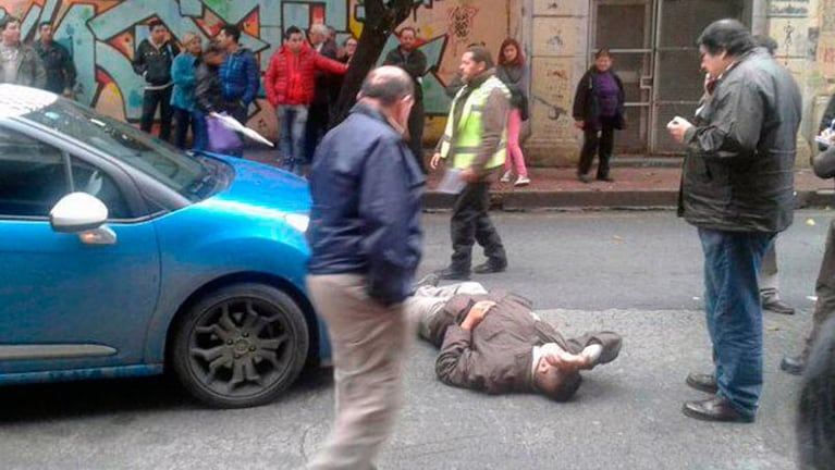 El video pone en duda el atropello al agente municipal. Foto: La Voz.