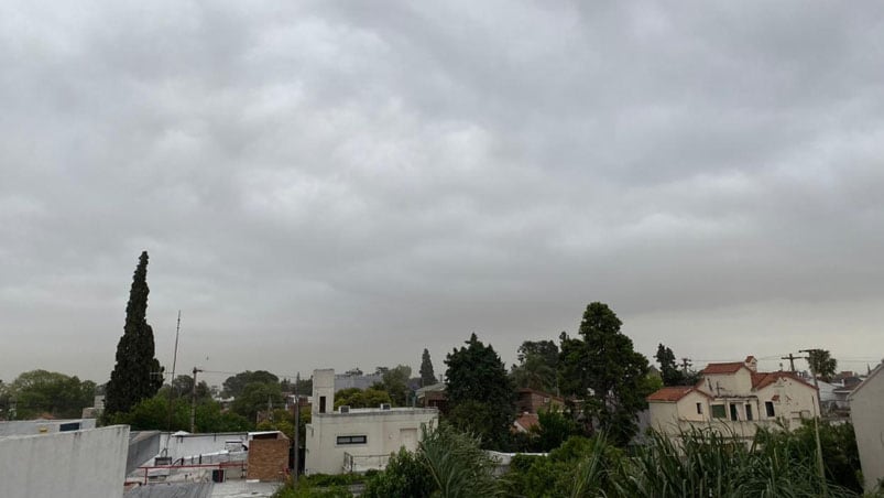 El viento rotó al sur y descendió la temperatura después de un caluroso domingo.