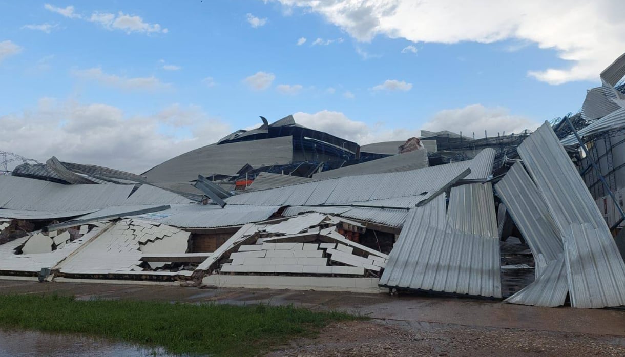 El viento y la lluvia hicieron desastre en la localidad de La Playosa.