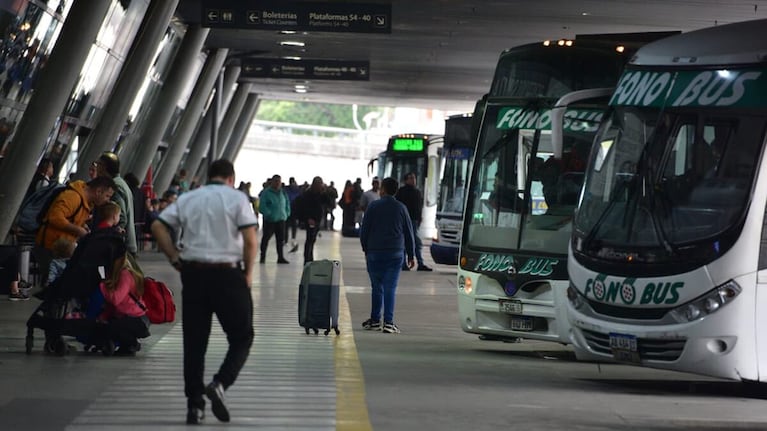 El violento episodio tuvo lugar en plena terminal nueva.