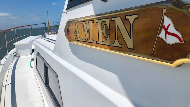 El yate que les salvó la vida se llama "Amen".
