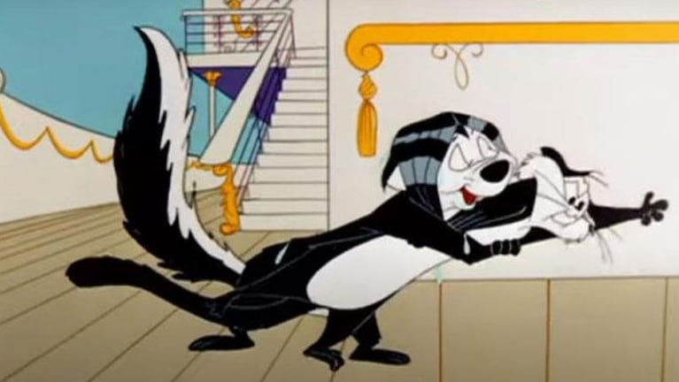 Eliminan a Pepe Le Pew de Space Jam: "Normalizaba la cultura de la violación" 