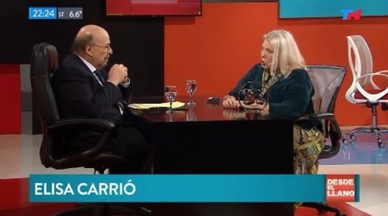 Elisa Carrió, sobre la crisis: "A la clase media le pido que dé propina y changas"