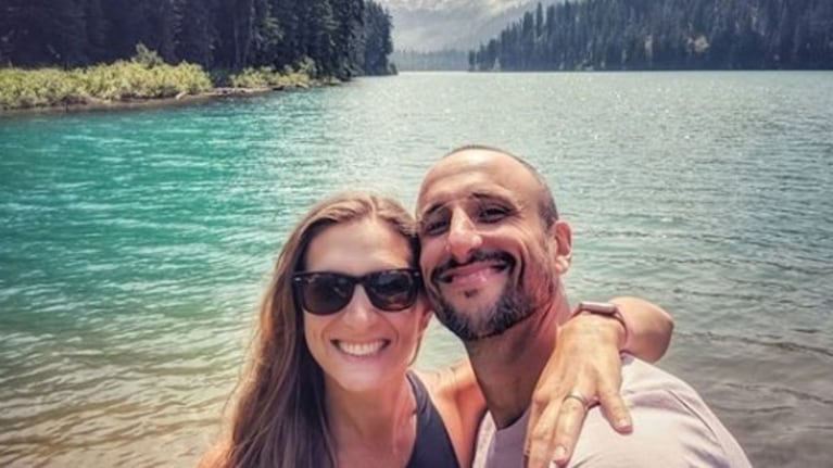 Emanuel Ginóbili busca destino para sus vacaciones pero hay algo que le preocupa.