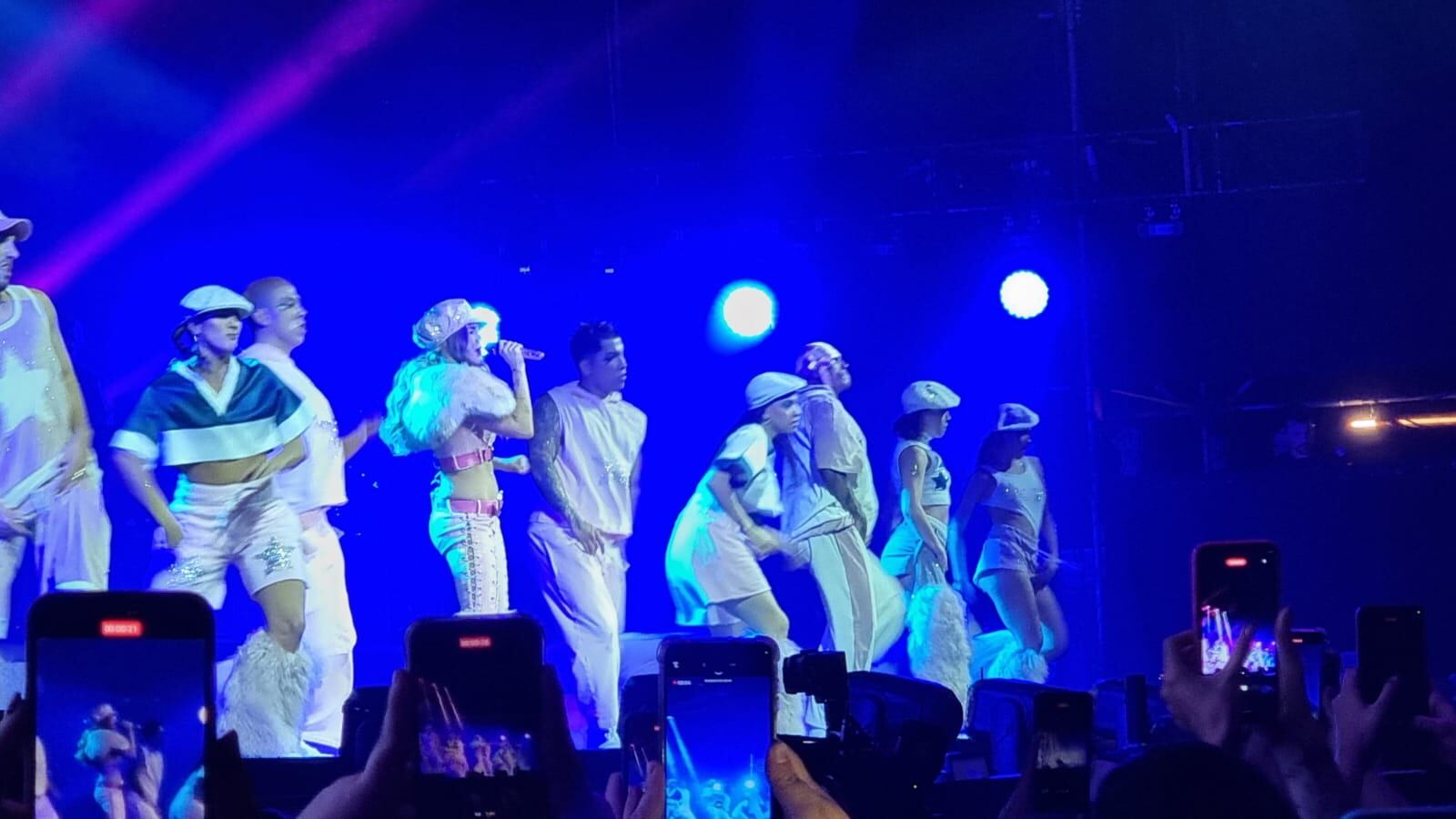 Emilia Mernes dio su primer show en Córdoba.