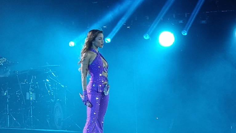 Emilia Mernes dio su primer show en Córdoba.