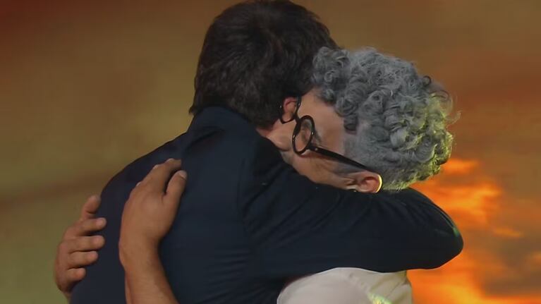 Emotiva reacción en Buenas Noches Familia.