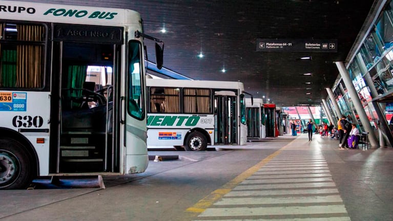 Empresarios del transporte interurbano advirtió que el sector está al borde del "colapso".