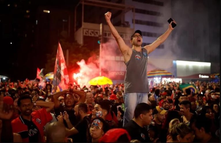 En Brasil, el centro le ganó al extremismo