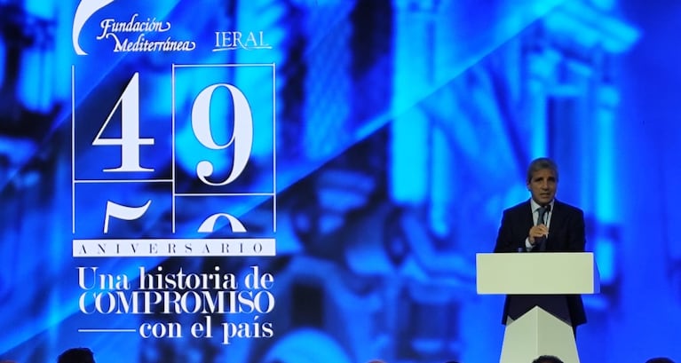 En Córdoba, Caputo defendió la reforma laboral: “Le devolvemos los derechos a los trabajadores”
