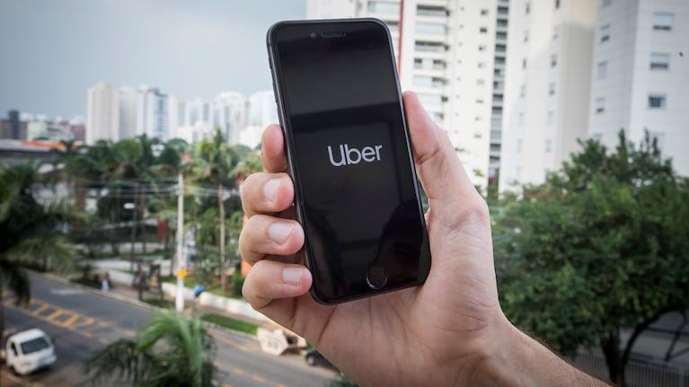 ● En Córdoba, un promedio de 2600 personas manejan cada mes con la app de Uber.