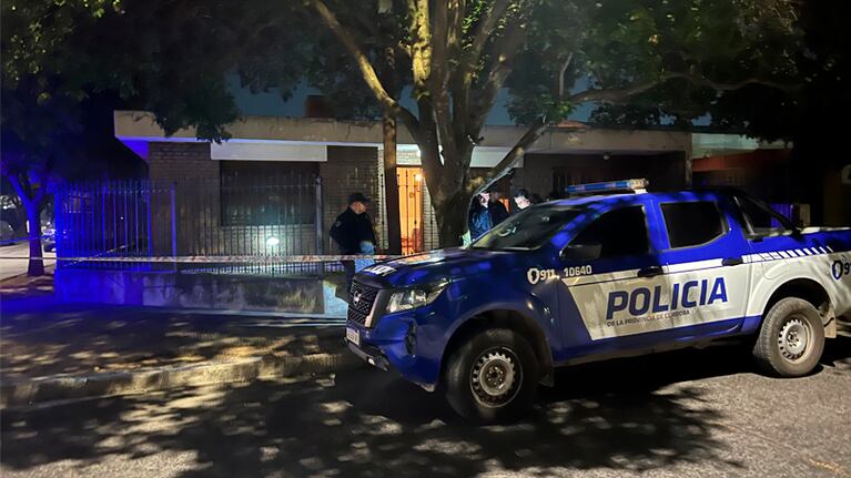 En el domicilio encontraron el horno prendido. Foto: Mateo Lago / El Doce.