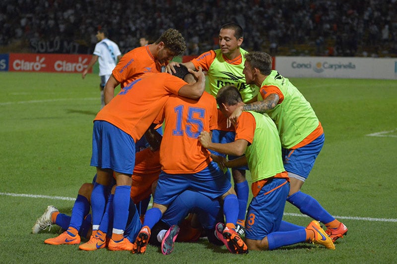 En el segundo tiempo, Ramis abrió el marcador para la "T". Foto: Lucio Casalla / ElDoce.tv