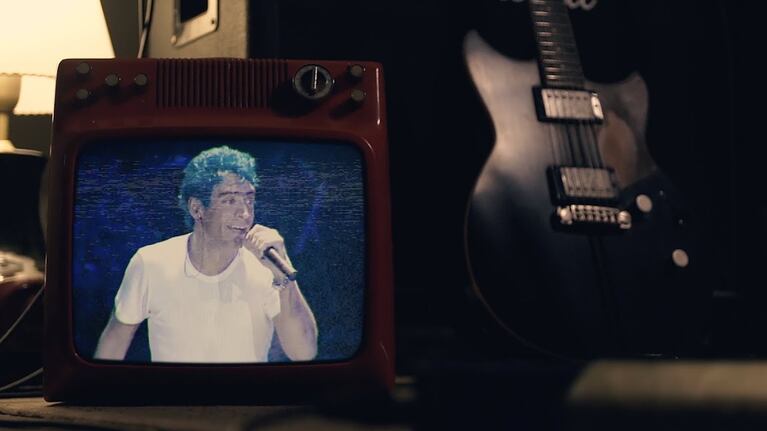 En el video se ven imágenes de shows del Potro.