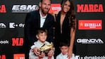 En familia. Lionel Messi, su esposa y sus hijos mayores.