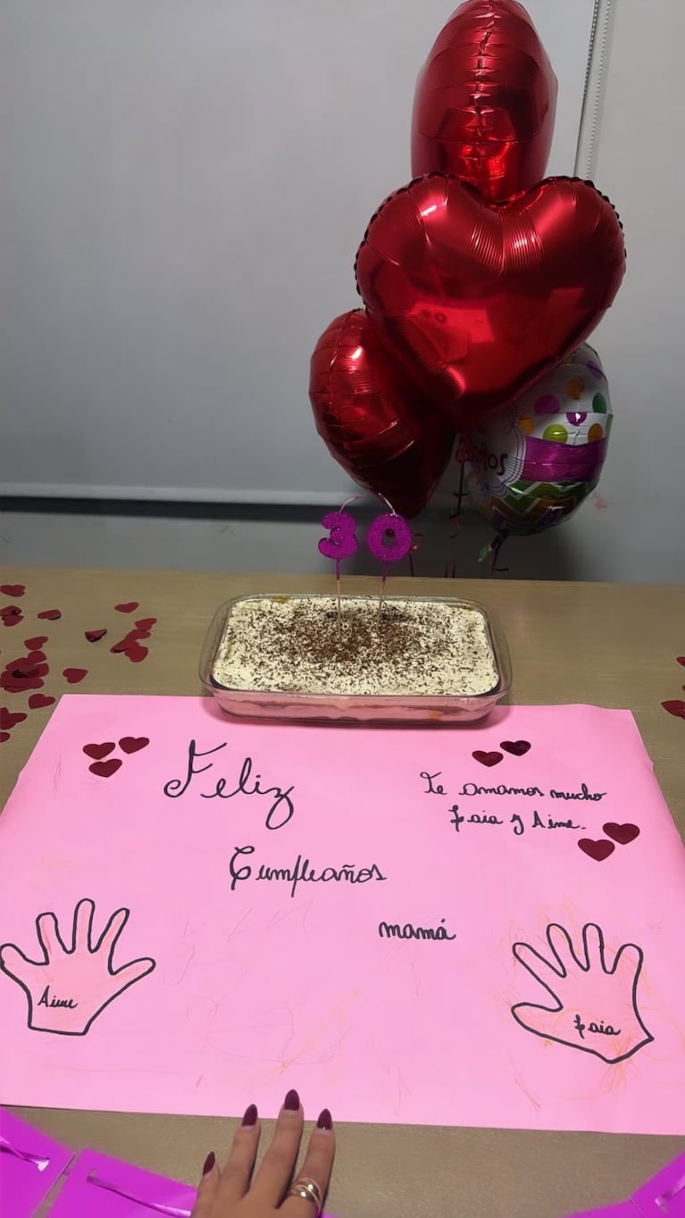 En fotos, la tierna sorpresa de las gemelas de Daniela Celis por su cumpleaños n° 30