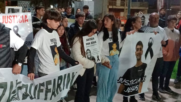 En General Cabrera, familiares y amigos reclamaron justicia por Jesús Buffarini.