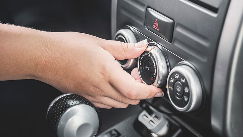 En invierno lo ideal es encender la calefacción unos minutos después de que el auto esté en funcionamiento.