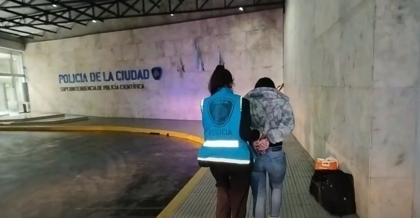 En Jujuy la Policía capturó a una viuda negra acusada de drogar y robar a ocho hombres.