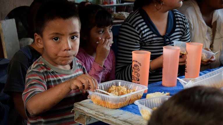 En julio el 27, 3% de los niños cordobeses comió menos.