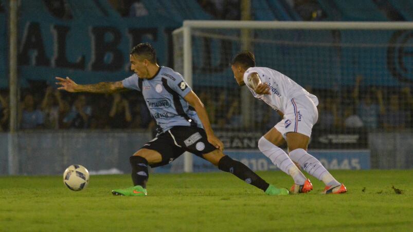 En la despedida del "Gigante", Belgrano empató 1 a 1 con Nacional de Uruguay. Foto: Lucio Casalla / ElDoce.tv