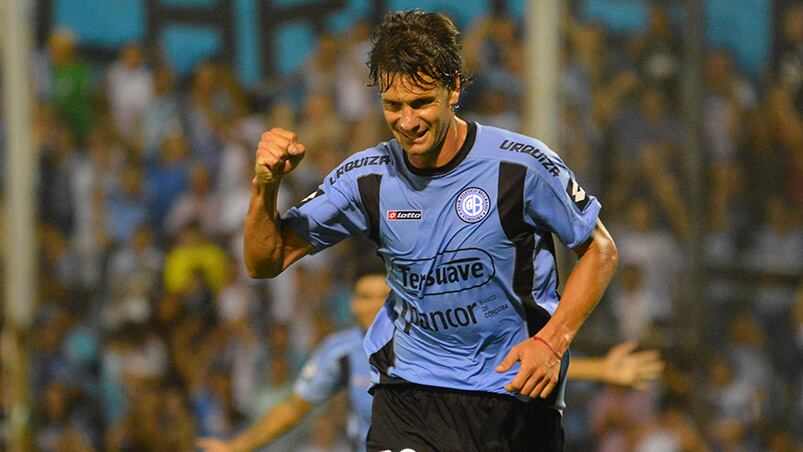 En la despedida del "Gigante", Belgrano empató 1 a 1 con Nacional de Uruguay. Foto: Lucio Casalla / ElDoce.tv