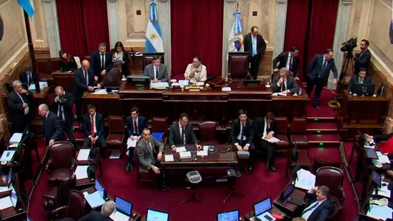 En la misma sesión, antes se aprobó la Ley de Trasplantes.