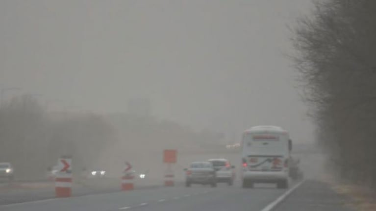 En la Ruta Nacional 8 se registraron fuertes vientos y polvo en suspensión.