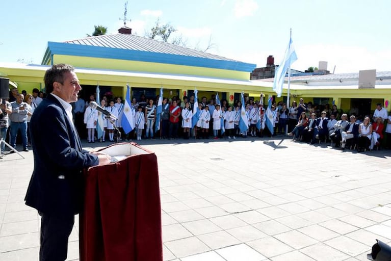 En las escuelas municipales las clases comenzaron en término por octavo año consecutivo