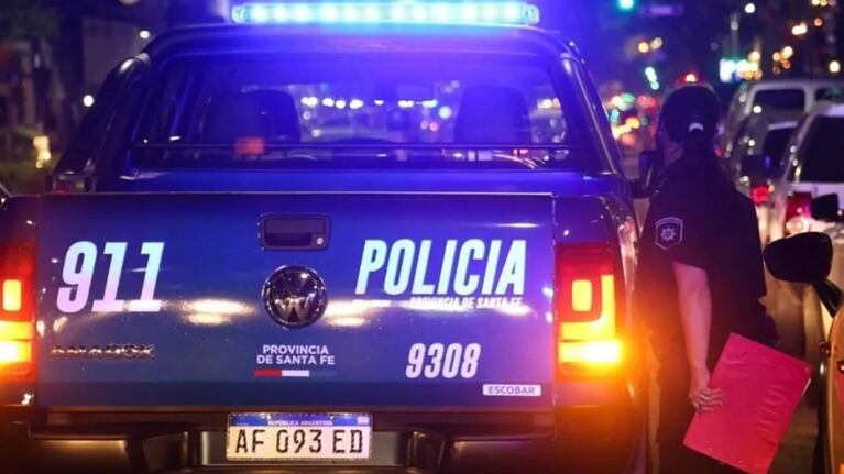 En numerosas ocasiones le pidió que baje el volumen de la música.