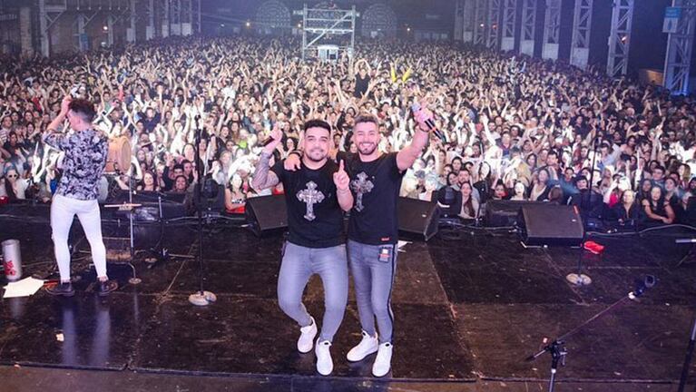 En septiembre, Dale Q`Va llenó la Plaza de la Música en la noche del recuerdo.