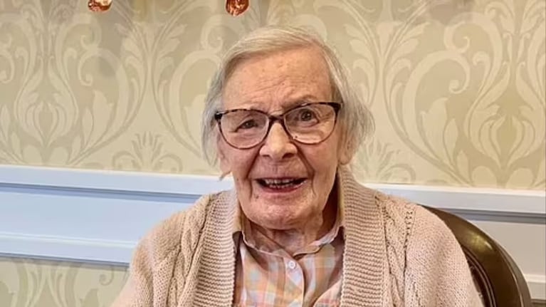En su cumpleaños 105 reveló el increíble secreto para ser longevo.