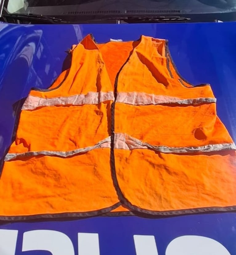 En total fueron tres los naranjitas detenidos esta madrugada.