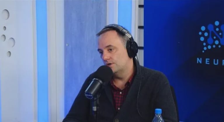 En un canal de streaming, el jefe de Gabinete explicó por qué no habla de su situación judicial.