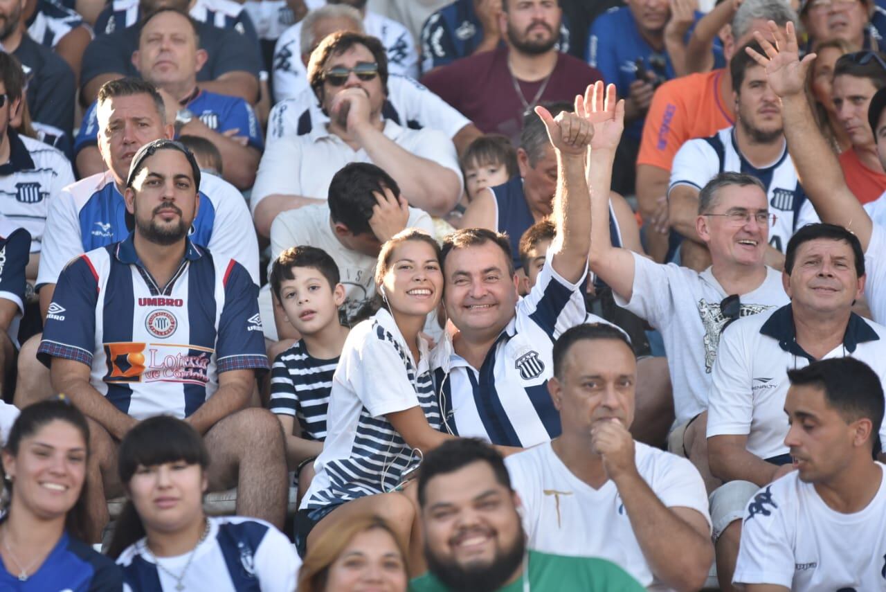 En un estadio repleto, el Matador no pudo aguantar la ventaja. Foto: Lucio Casalla / ElDoce.tv