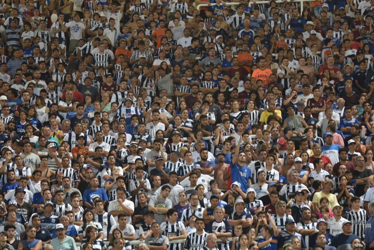 En un estadio repleto, el Matador no pudo aguantar la ventaja. Foto: Lucio Casalla / ElDoce.tv