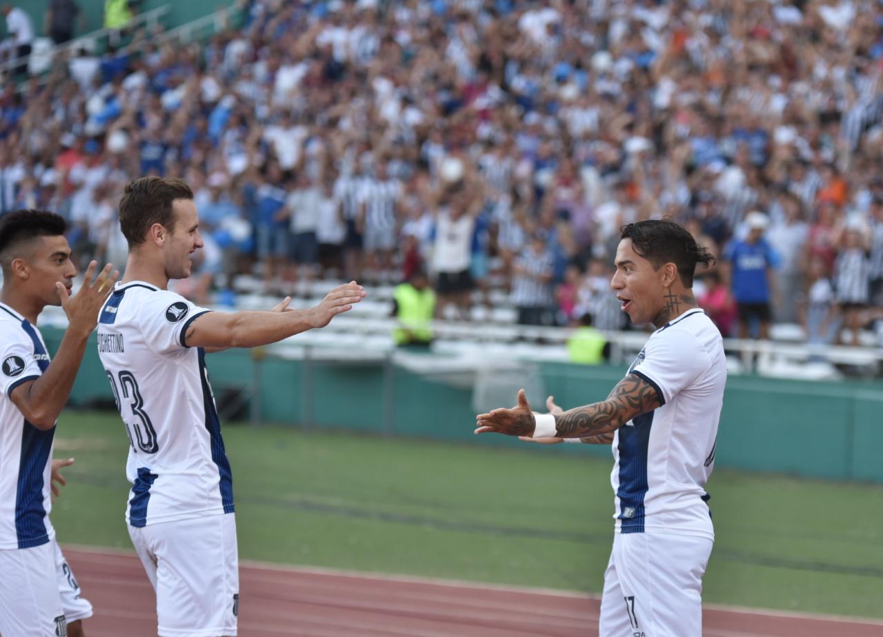 En un estadio repleto, el Matador no pudo aguantar la ventaja. Foto: Lucio Casalla / ElDoce.tv