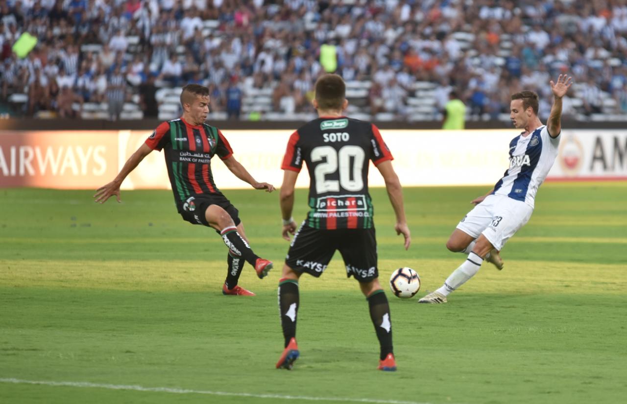 En un estadio repleto, el Matador no pudo aguantar la ventaja. Foto: Lucio Casalla / ElDoce.tv