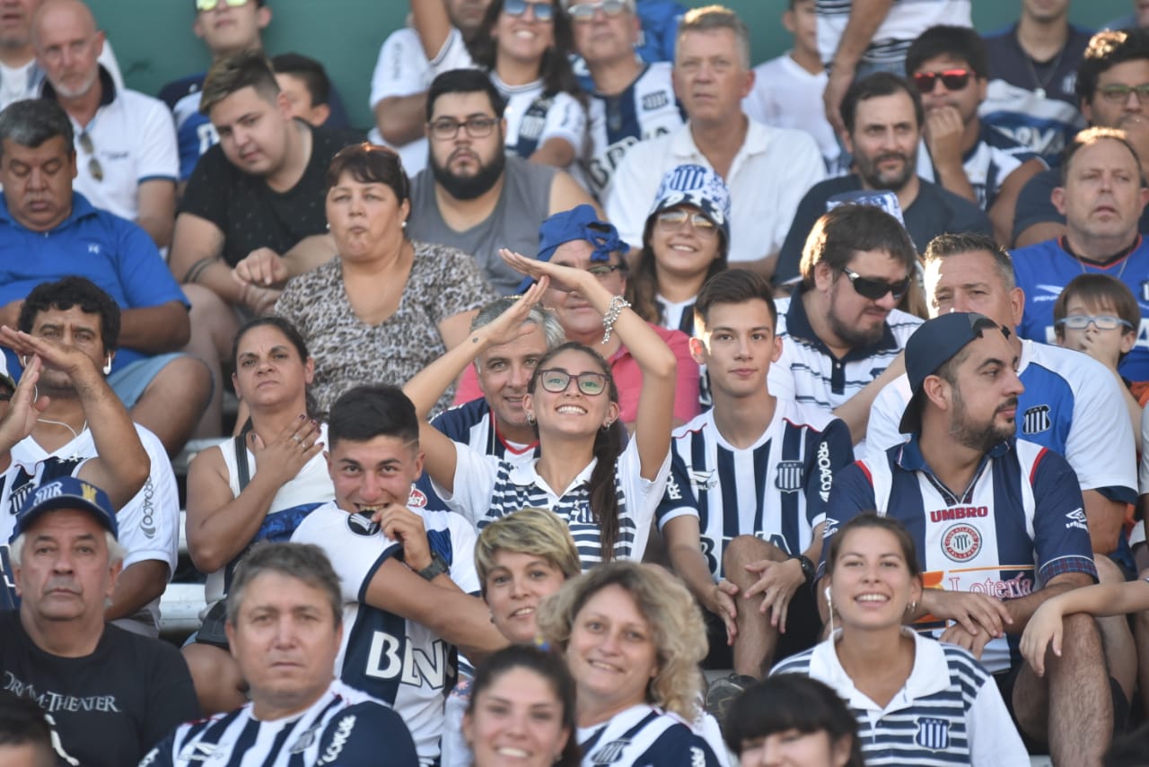 En un estadio repleto, el Matador no pudo aguantar la ventaja. Foto: Lucio Casalla / ElDoce.tv