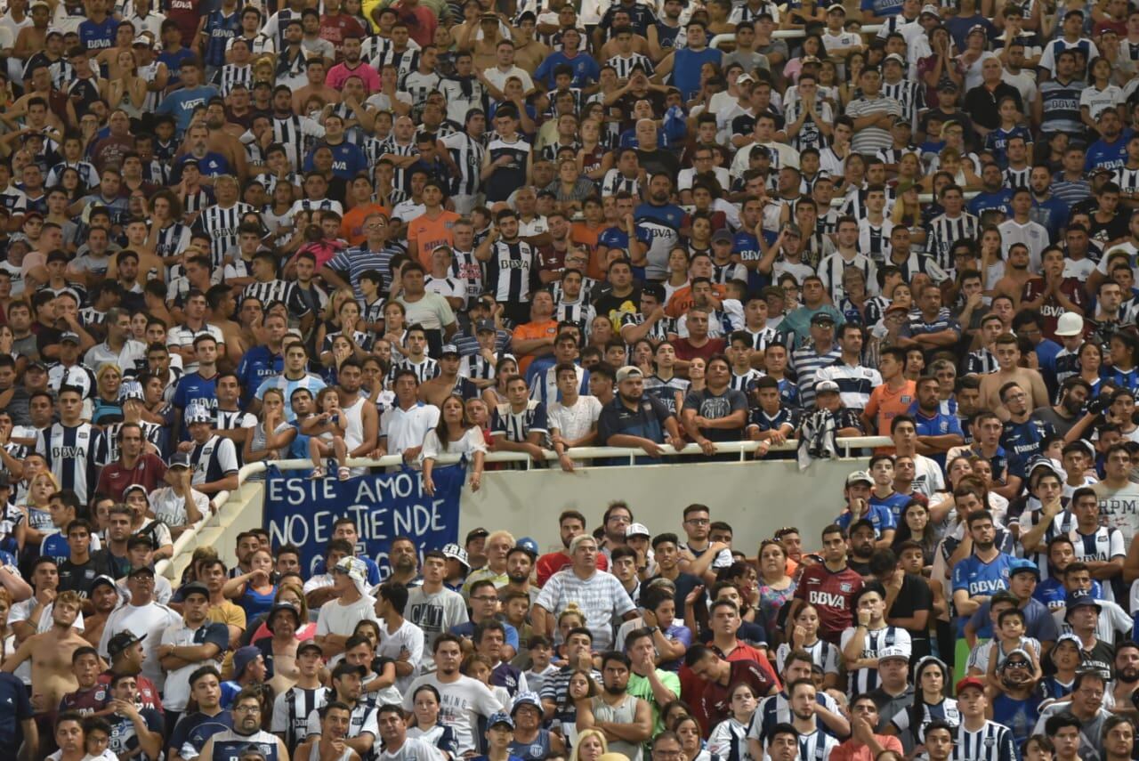 En un estadio repleto, el Matador no pudo aguantar la ventaja. Foto: Lucio Casalla / ElDoce.tv