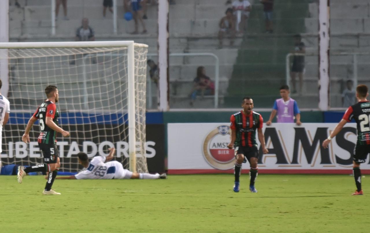 En un estadio repleto, el Matador no pudo aguantar la ventaja. Foto: Lucio Casalla / ElDoce.tv