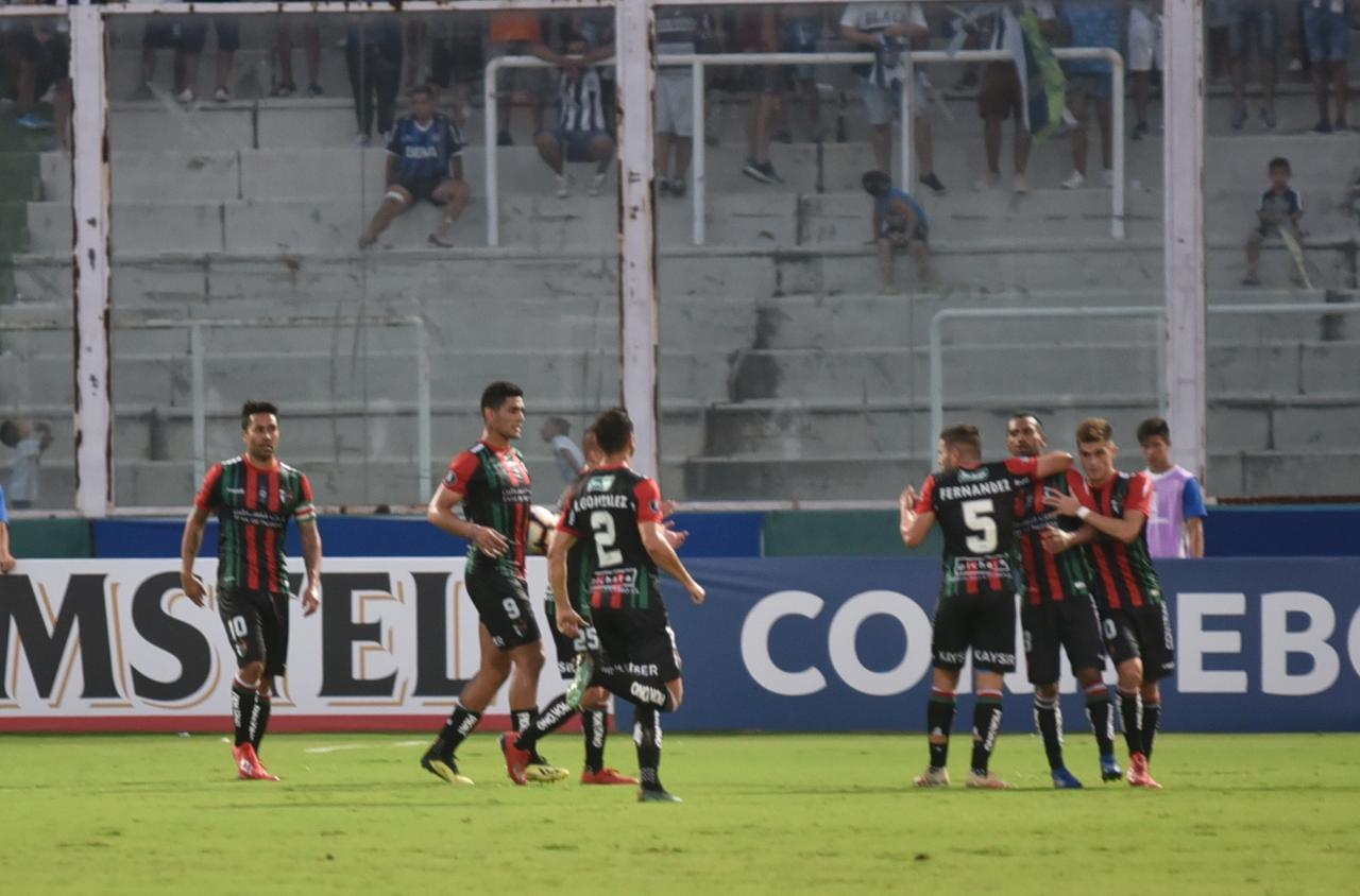 En un estadio repleto, el Matador no pudo aguantar la ventaja. Foto: Lucio Casalla / ElDoce.tv