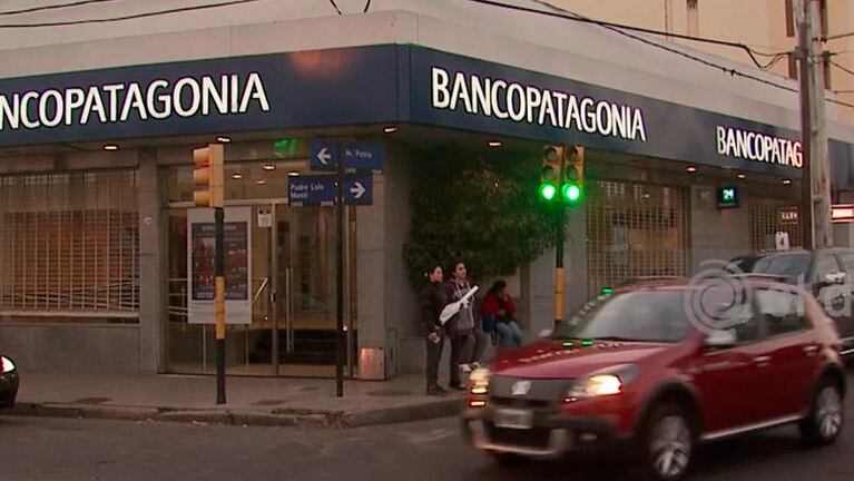 En una salidera bancaria robaron 100 mil pesos 