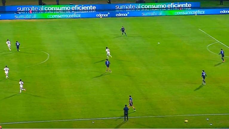 EN VIVO: Talleres le gana 1 a 0 a Riestra después de la demora por la lluvia en el Kempes