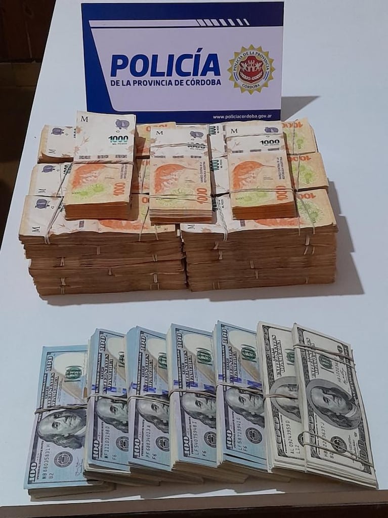 Encontraron casi 63 mil dólares enterrados tras un robo millonario en Córdoba
