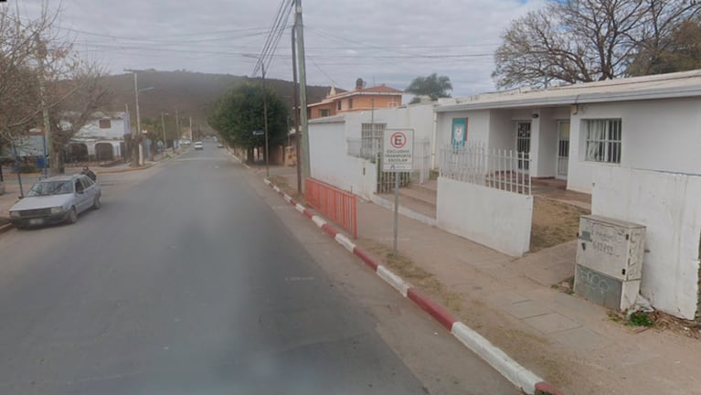 Encontraron un arma en un colegio de La Calera. (Imagen: Google Street View)