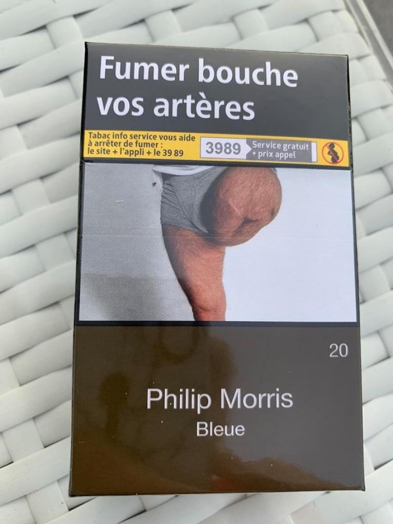 Encontró la foto de su pierna amputada en un paquete de cigarrillos